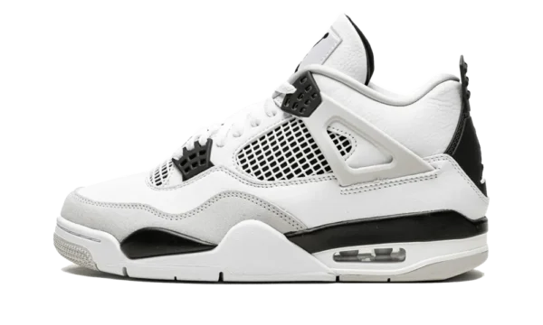 J4 RETRO MILITARY BLACK