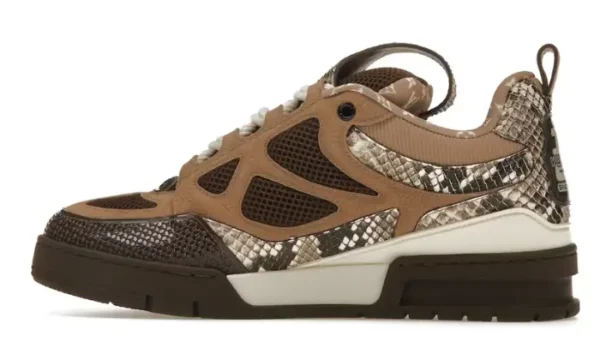 SKATE SNEAKERS
