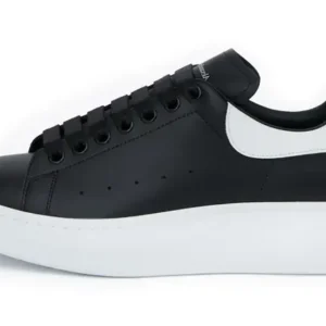 ALEXANDER McQUEEN BLACK WHITE